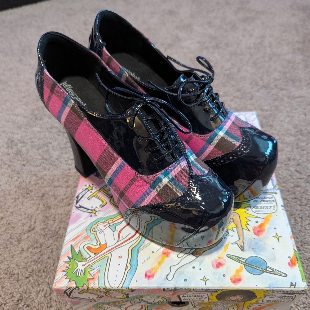 Jeffrey Campbell Bronte